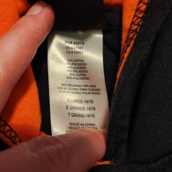 NHL Philadelphia Flyers Girl's Black Hoodie Pulloever Sweatshirt, size XL 14/16 - Picture 5 of 6